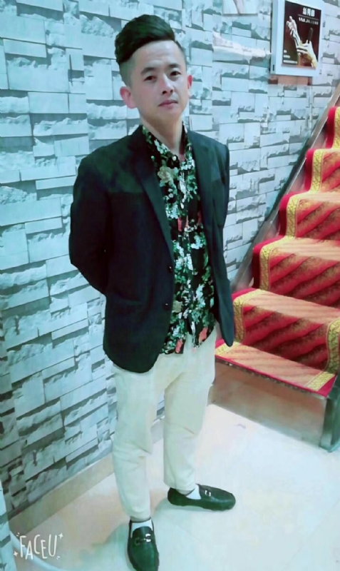男人三十而立的第一张照片--福州相亲服务中心