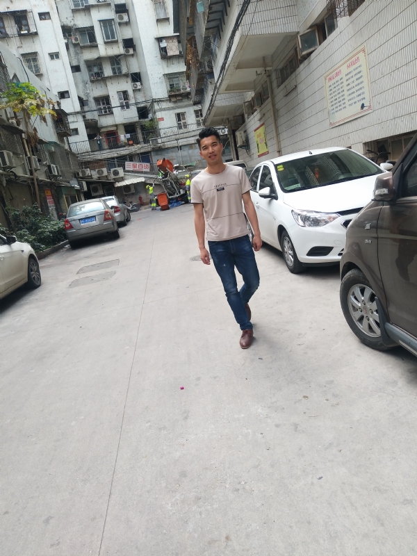 突然的自我的第三张照片--福州相亲服务中心