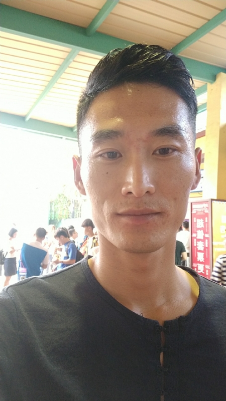 难得糊涂的第一张照片--福州相亲服务中心