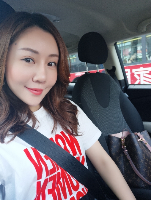 娜娜的第二张照片--福州相亲服务中心