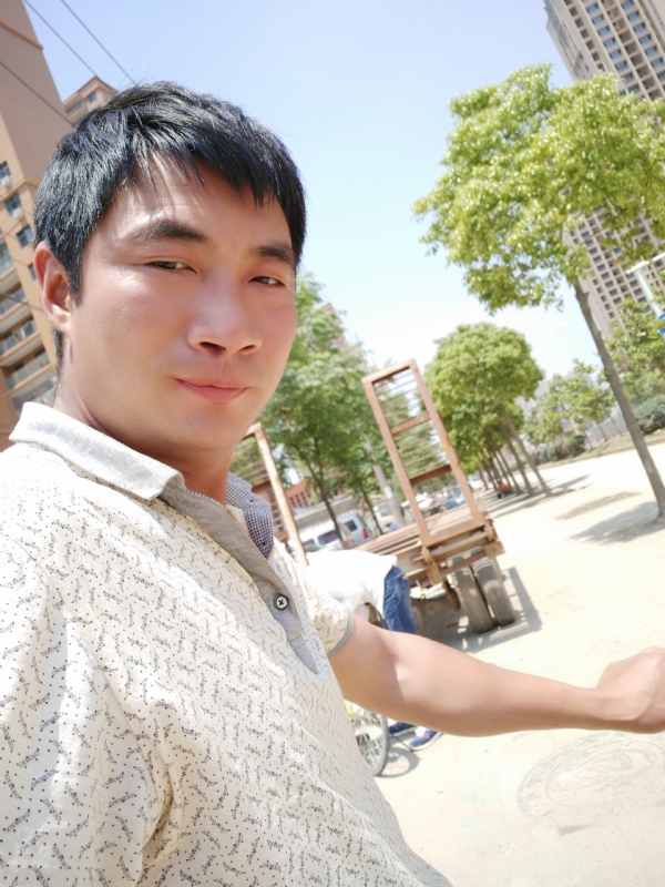 勇哥的第一张照片--福州相亲服务中心