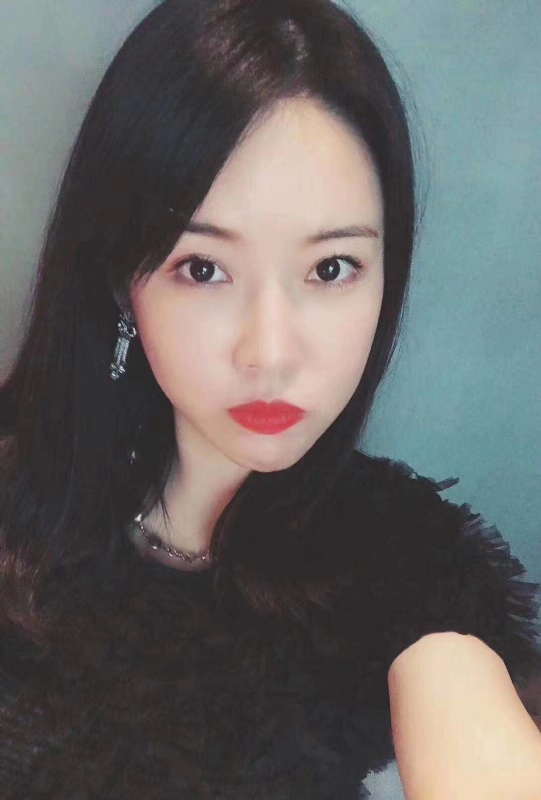 李莉的第二张照片--福州相亲服务中心