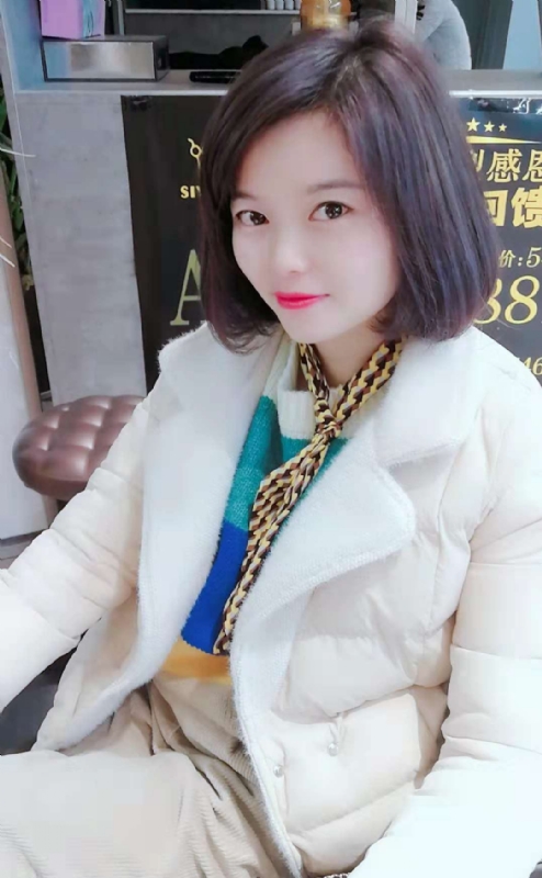 认真的雪的第一张照片--福州相亲服务中心