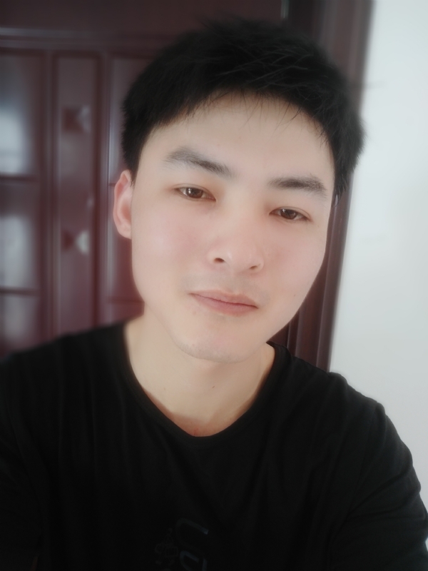 小情绪)っ的第一张照片--福州相亲服务中心
