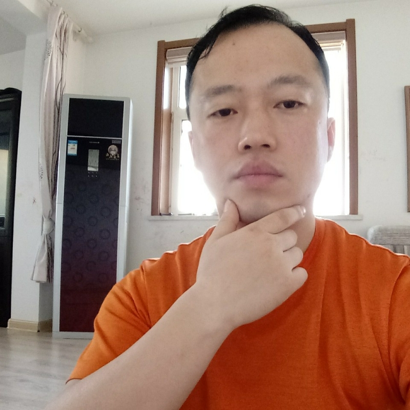 爱热闹的人的第一张照片--福州相亲服务中心
