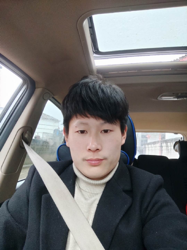 少年的第一张照片--福州相亲服务中心