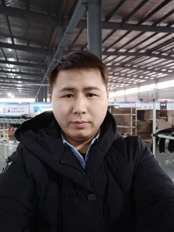 刀锋的第一张照片--福州相亲服务中心