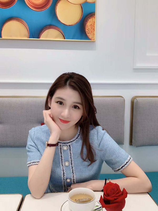 Emily的第二张照片--福州相亲服务中心
