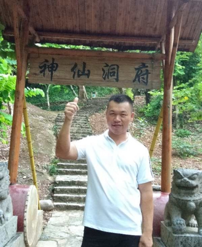 强仔的第一张照片--福州相亲服务中心