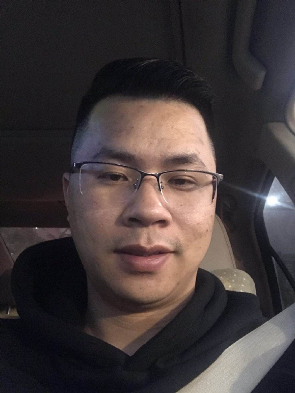 心飞扬的第一张照片--福州相亲服务中心