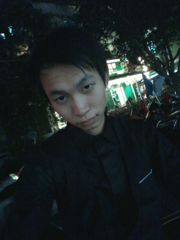 瞬间回眸的第一张照片--福州相亲服务中心