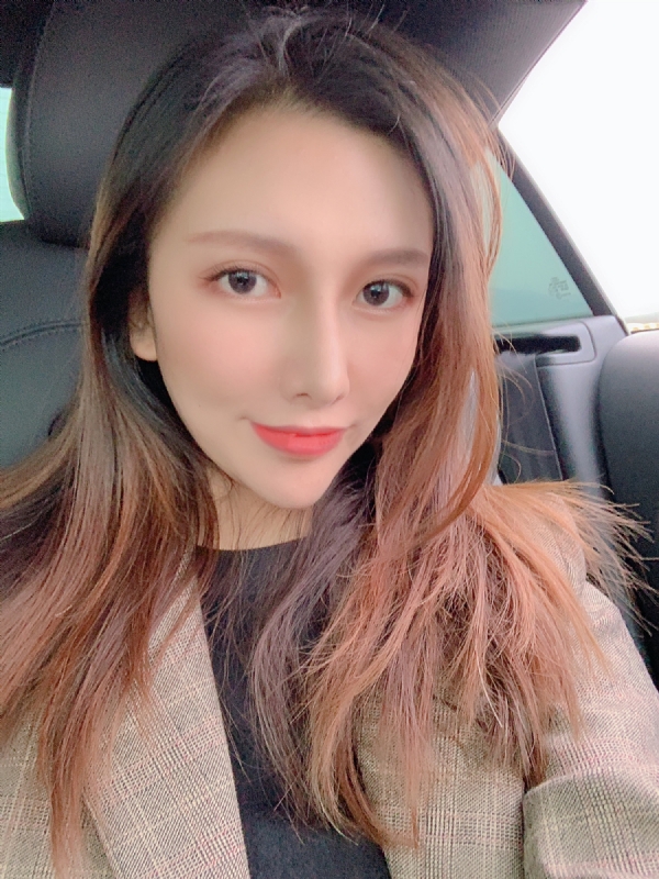 李岚Lancy的第一张照片--福州相亲服务中心