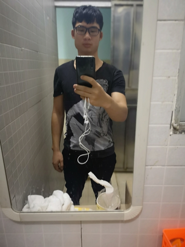 右手的执着的第一张照片--福州相亲服务中心