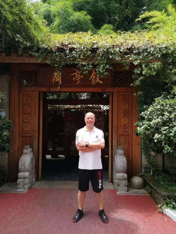 李国伟的第四张照片--福州相亲服务中心