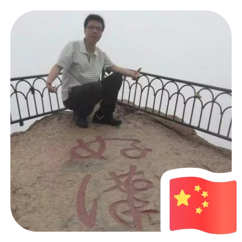 一只小虎牙的第一张照片--福州相亲服务中心