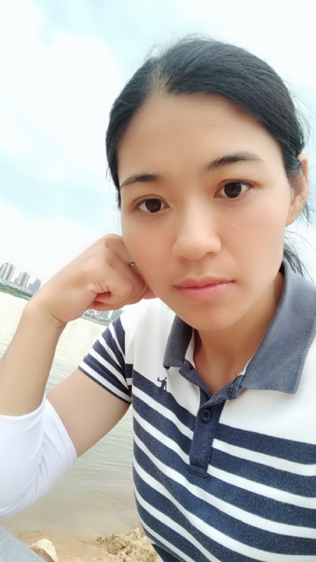 梅子的第一张照片--福州相亲服务中心