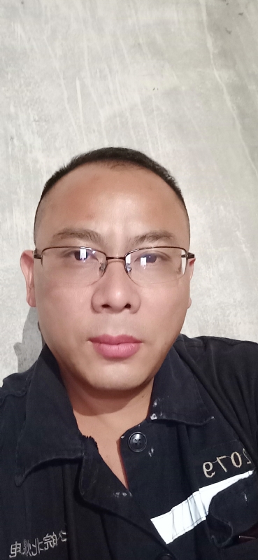 知足常乐的第一张照片--福州相亲服务中心