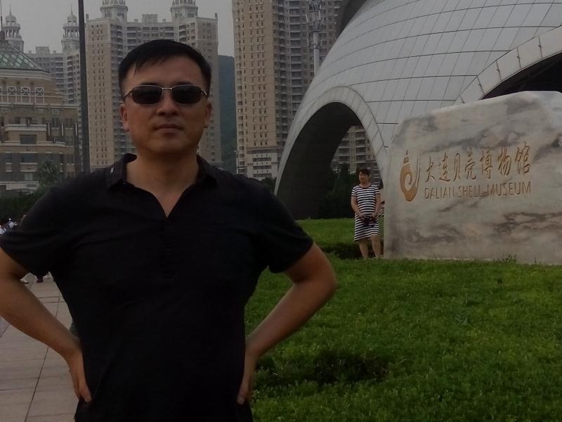 豁达的第一张照片--福州相亲服务中心