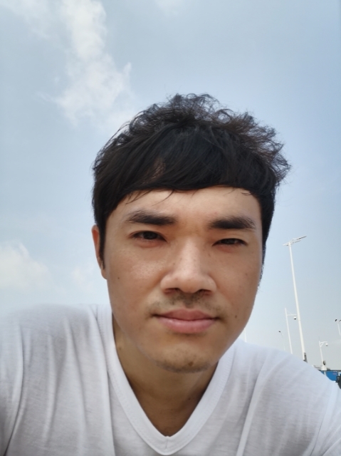 老实人的第一张照片--福州相亲服务中心