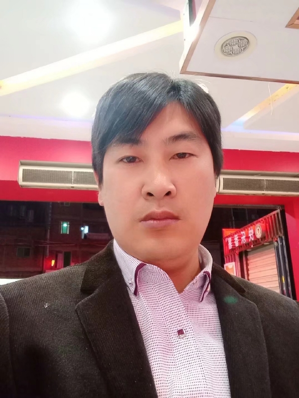 奔跑的第二张照片--福州相亲服务中心
