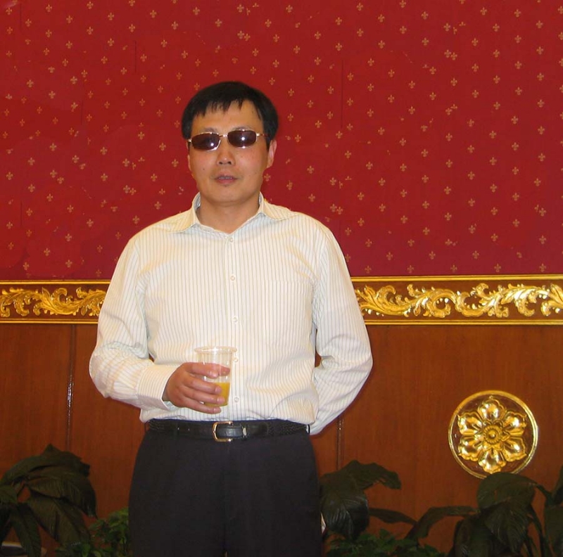 威胜的第二张照片--福州相亲服务中心