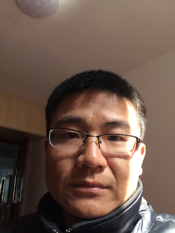 余浩浩的第一张照片--福州相亲服务中心
