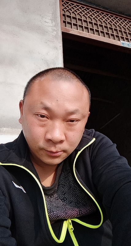 马克的第一张照片--福州相亲服务中心