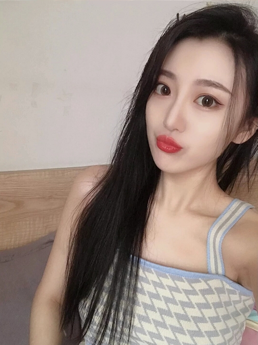 倩倩的第一张照片--福州相亲服务中心