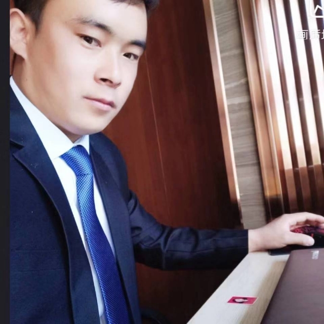 会哭的幸福的第一张照片--福州相亲服务中心