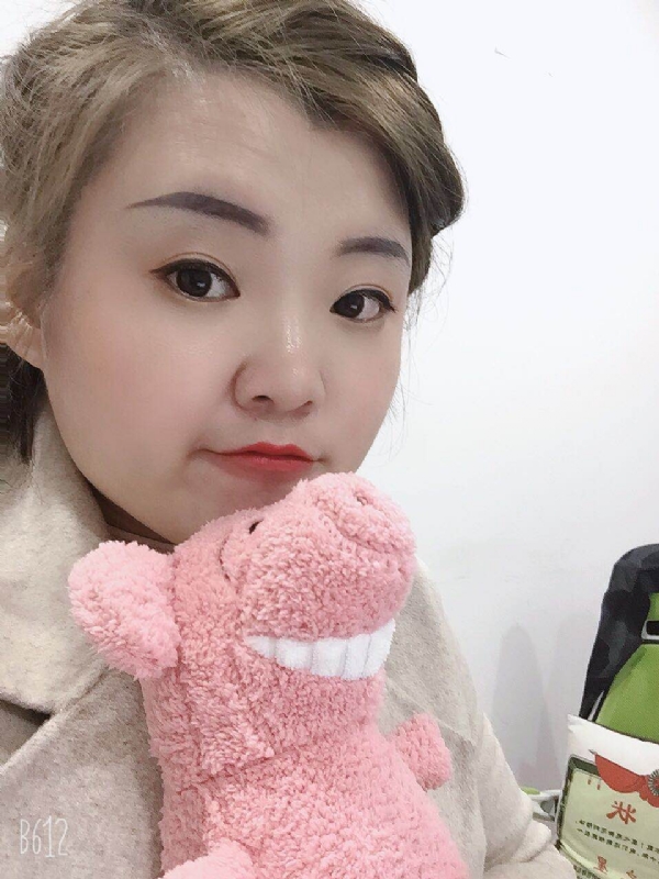 李娜的第一张照片--福州相亲服务中心