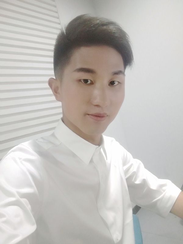 MrLi的第二张照片--福州相亲服务中心