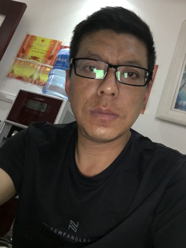 牵手的第三张照片--福州相亲服务中心