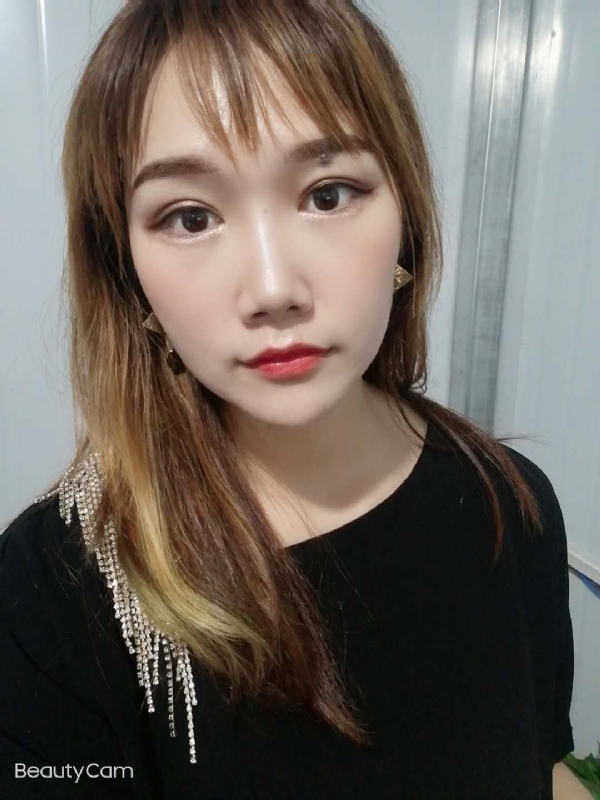 艾薇的第三张照片--福州相亲服务中心