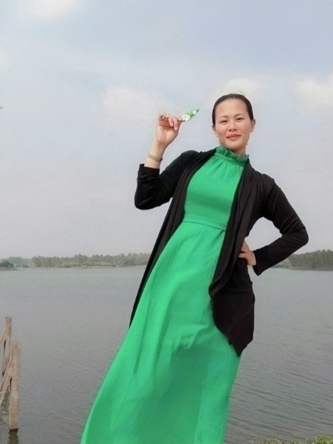 李梅的第二张照片--福州相亲服务中心