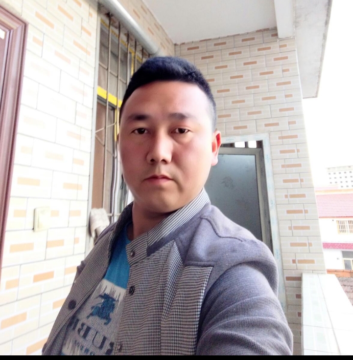 帅帅的大叔的第一张照片--福州相亲服务中心