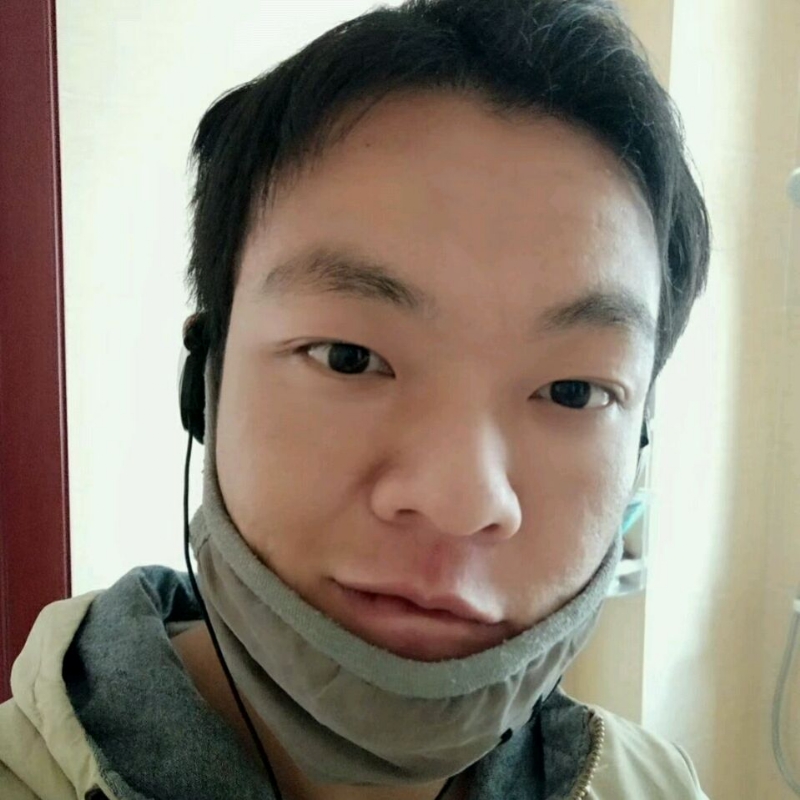 泡沫哭泣的第一张照片--福州相亲服务中心