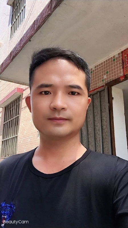 言飞的第二张照片--福州相亲服务中心