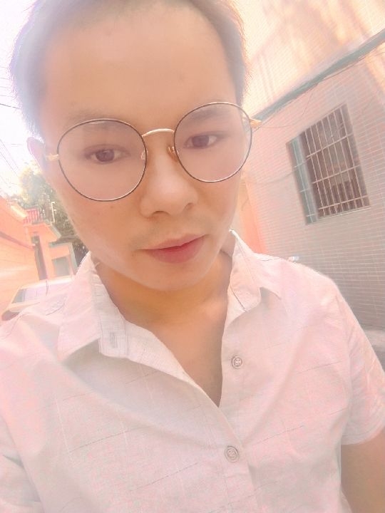楠呐的第四张照片--福州相亲服务中心