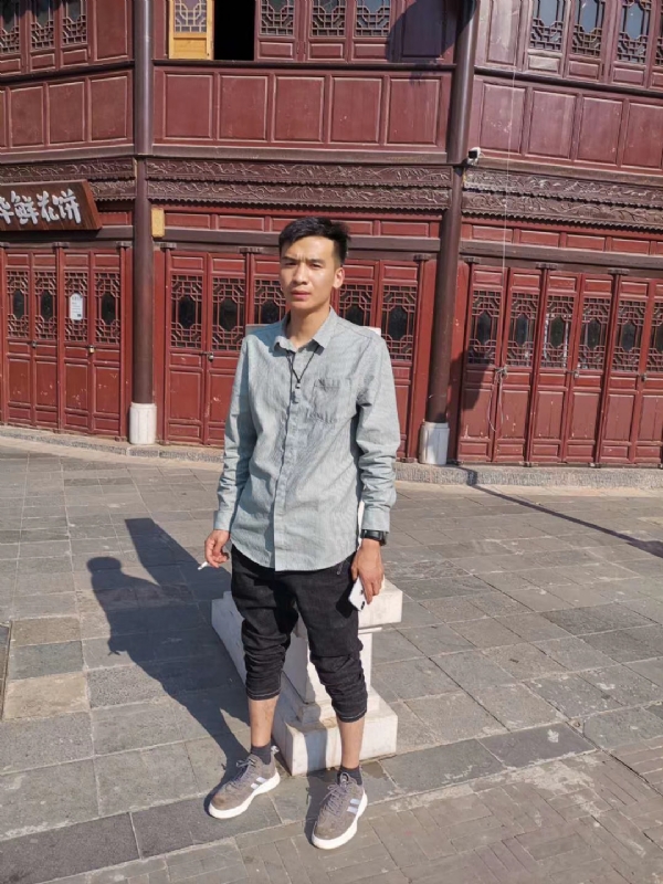 刘方的第一张照片--福州相亲服务中心