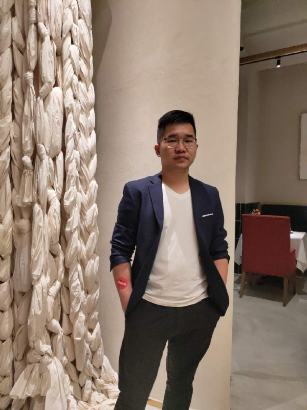 在路上的第二张照片--福州相亲服务中心