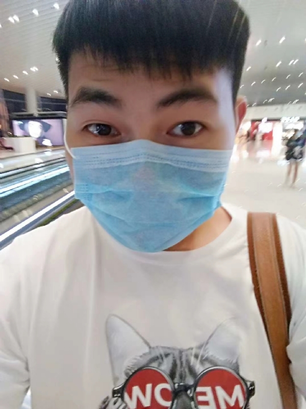 咔咔一顿的第一张照片--福州相亲服务中心