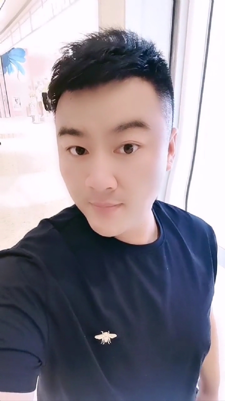 微风徐徐的第一张照片--福州相亲服务中心