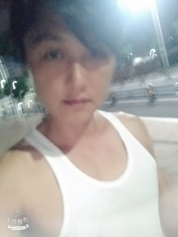 弟弟的第一张照片--福州相亲服务中心