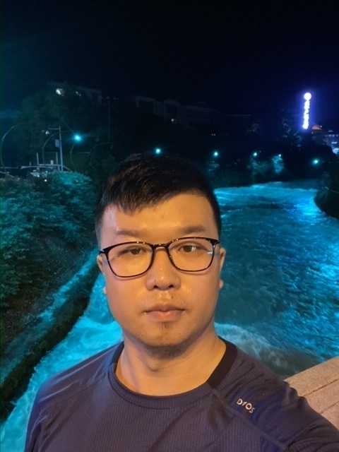 你在哪里的第一张照片--福州相亲服务中心