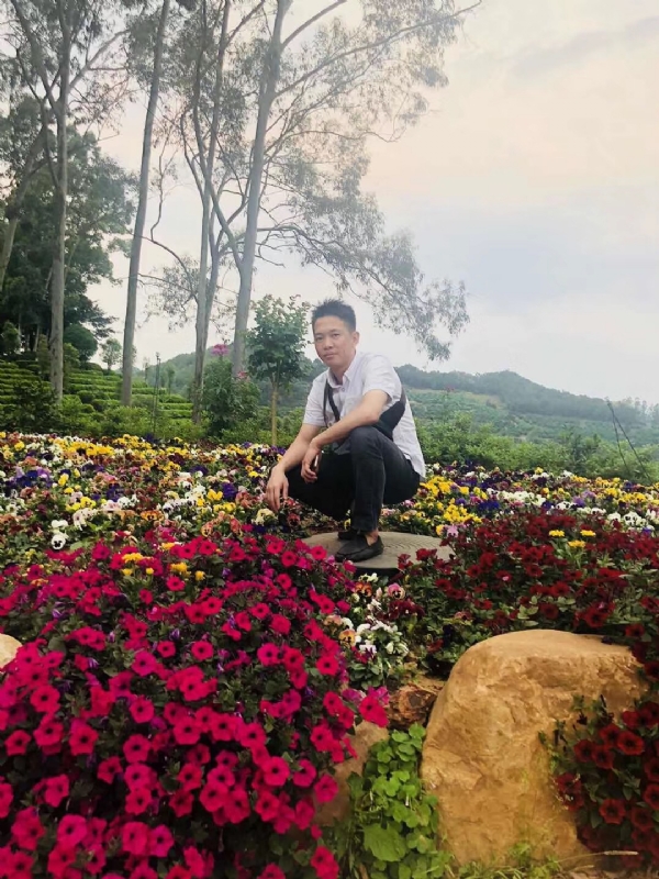 小郑的第一张照片--福州相亲服务中心