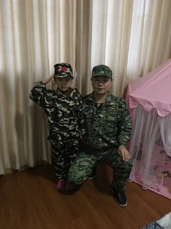 俗人的第一张照片--福州相亲服务中心