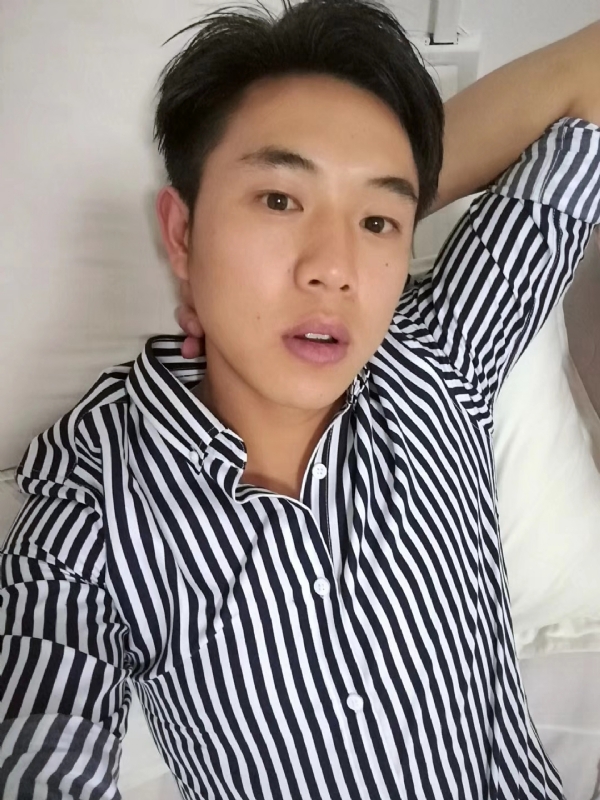 小雷的第二张照片--福州相亲服务中心