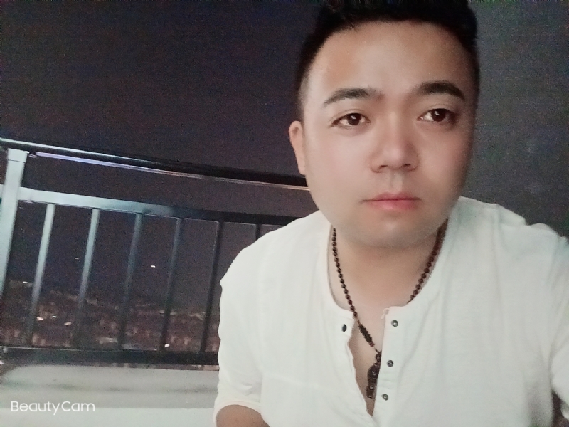 可么嗯哼的第一张照片--福州相亲服务中心