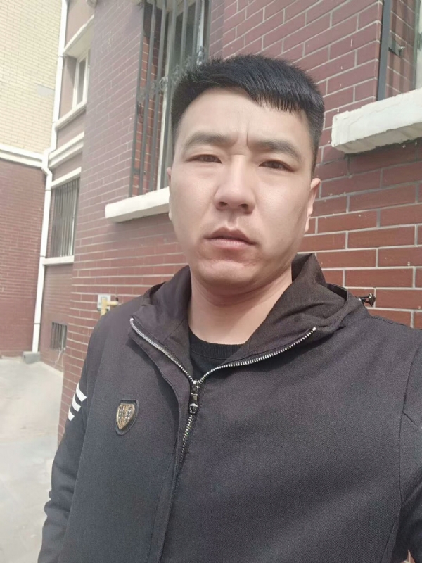 谁伴我闯荡的第一张照片--福州相亲服务中心