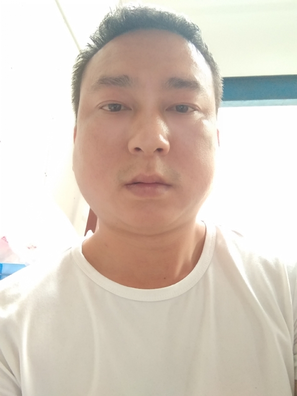 大叔的第一张照片--福州相亲服务中心